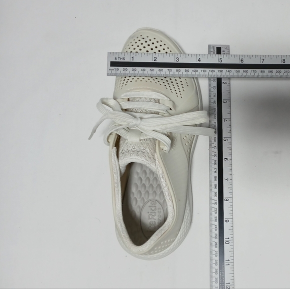 Crocs LiteRide 360 Pacer Sneakers. Ladies Size 9 - Picture 4 of 10